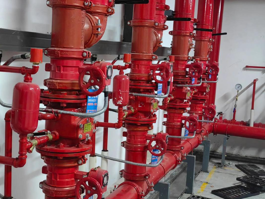 专业安装消防设备 ,记录施工现场!