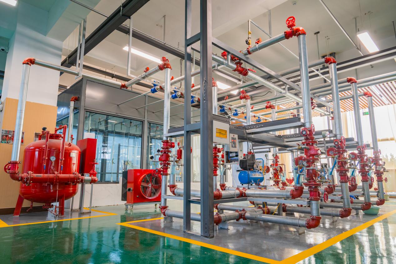 规模最大 设施最先进 | 日照航海工程职业学院消防工程实训与鉴定基地